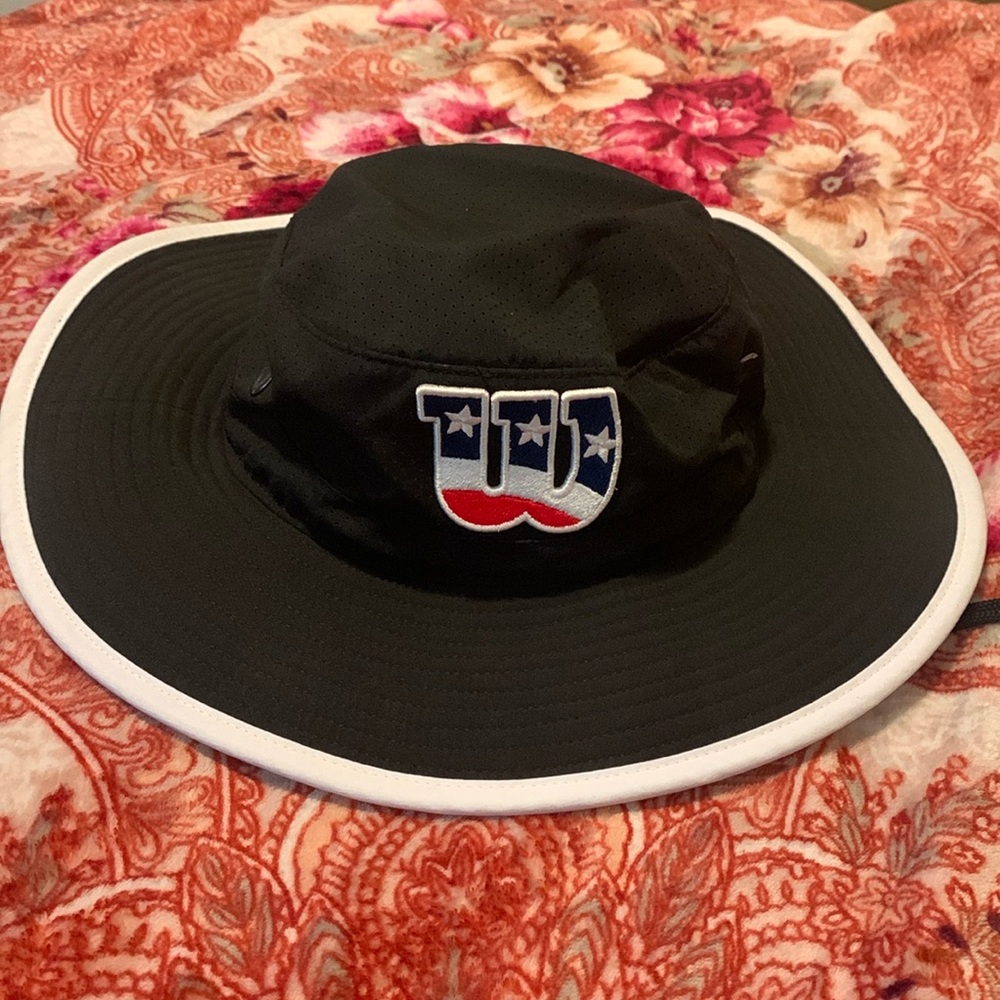 ✨2/$15✨⚡️Men’s Wilson Black Wide Brim hat!